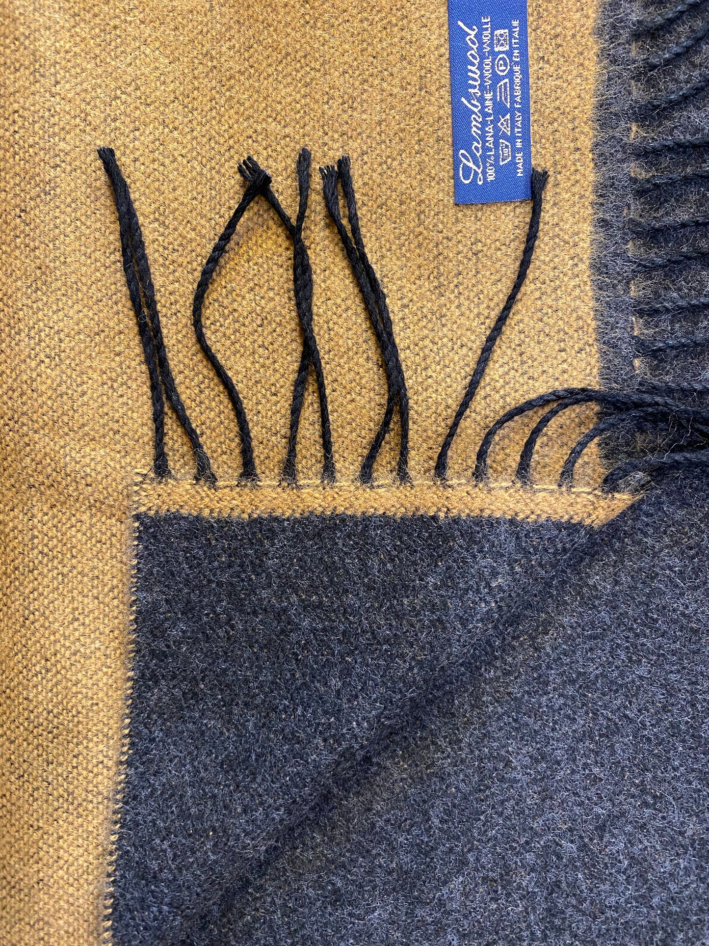 Sciarpa bicolore 100% lambswool,giallo ocra e antracite