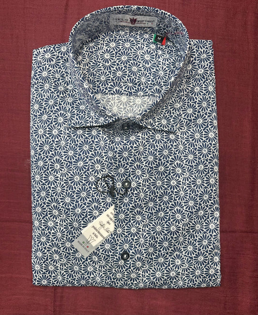 Camicia fantasia blu margherite bianche