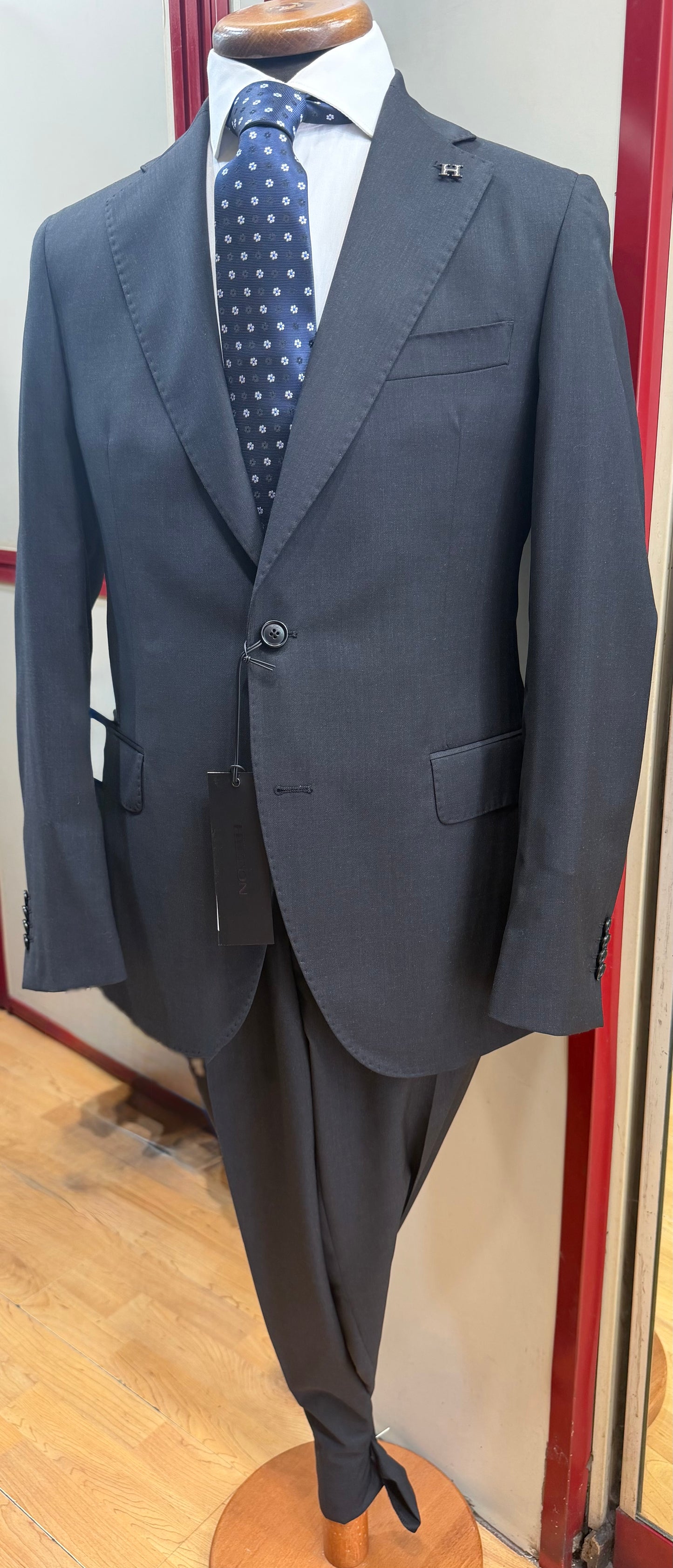 Abito sartoriale HILTON di Tombolini, grigio antracite, pura lana super 100'S