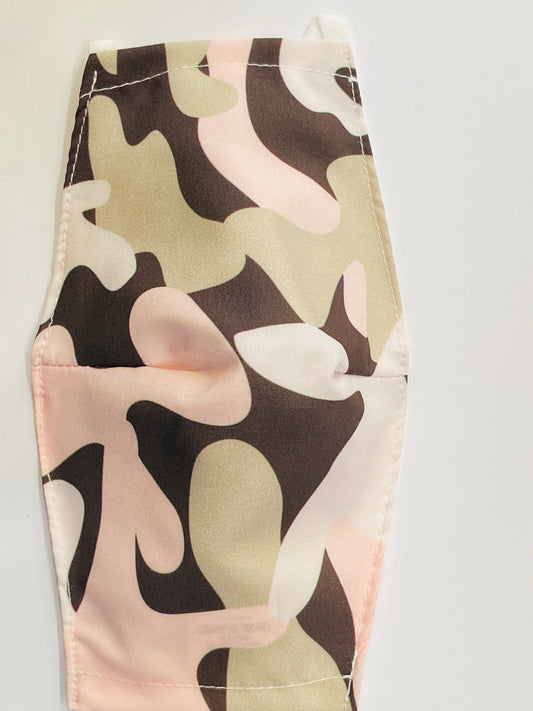 Mascherina protettiva mimetica rosa beige