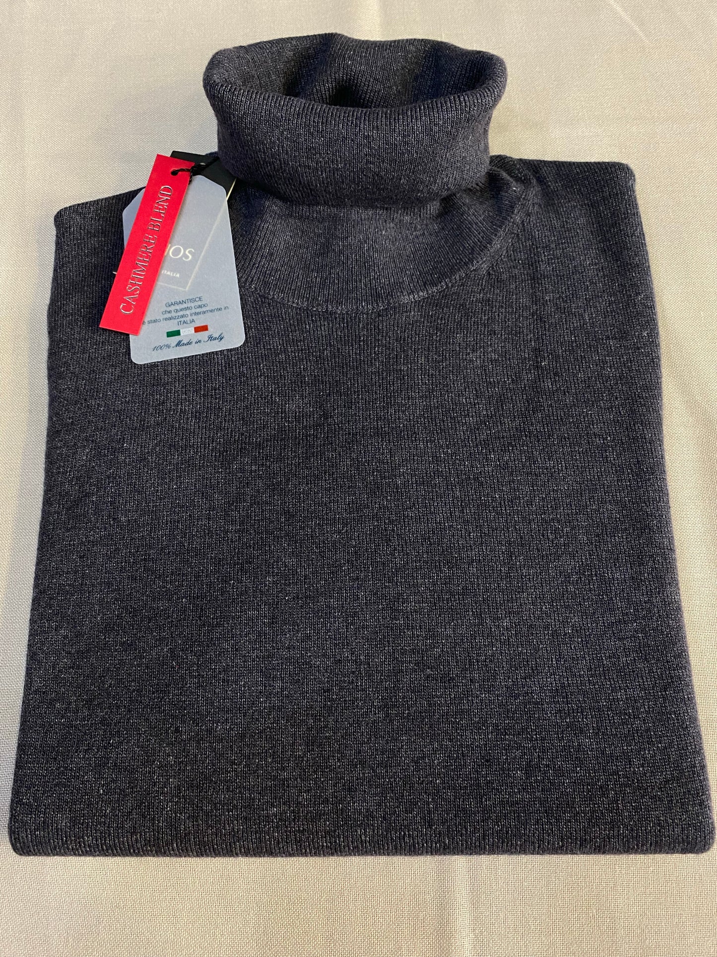 Maglia Dolcevita lana e cashmere. Grigio antracite